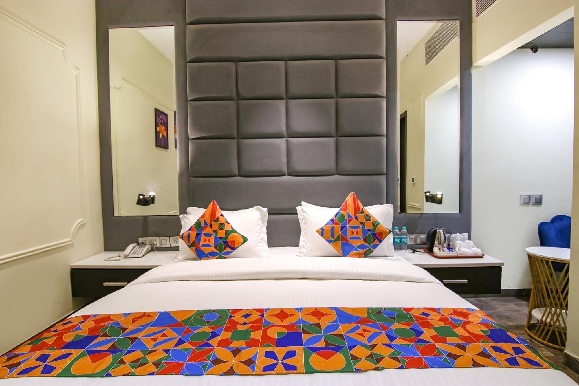 Fabhotel Prime K9 Crown Ludhiana Eksteriør billede