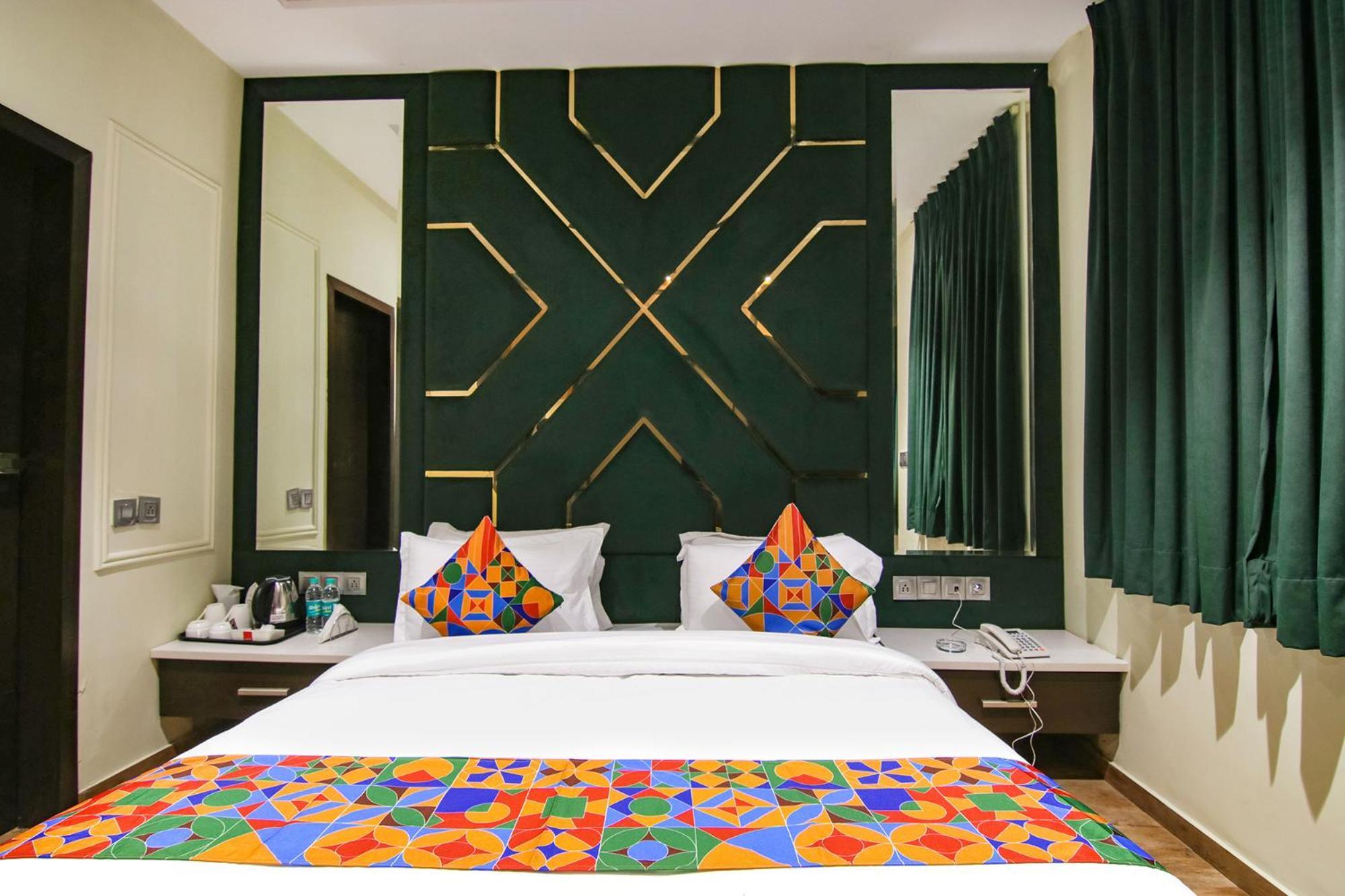 Fabhotel Prime K9 Crown Ludhiana Eksteriør billede